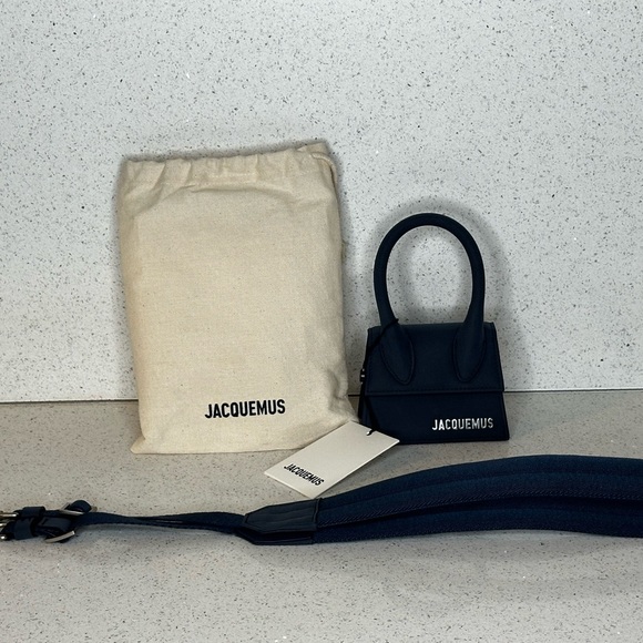 Bought it online & is small. I will sell it for the original price without tax. - Picture 2 of 6